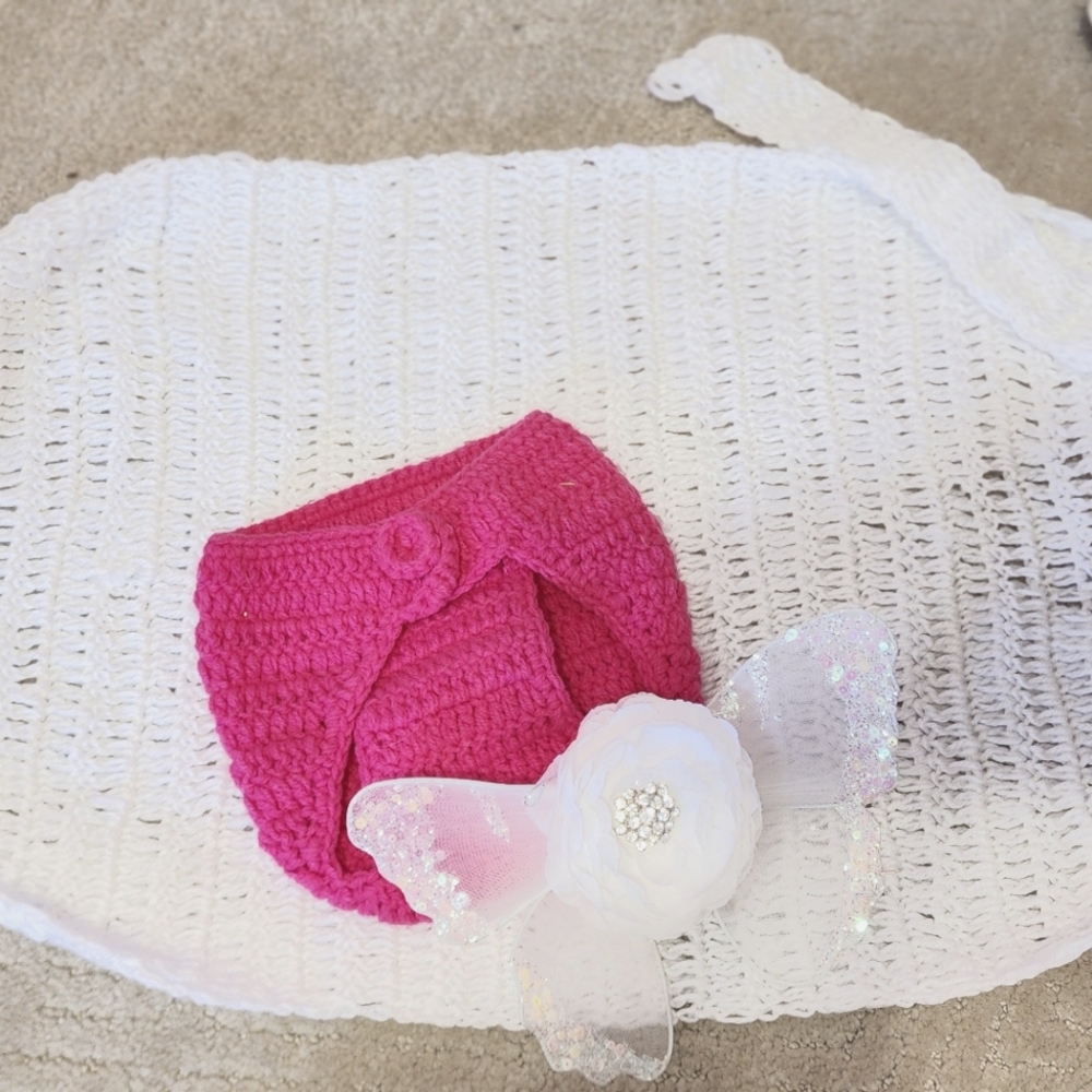 Newborn crocheted photo props